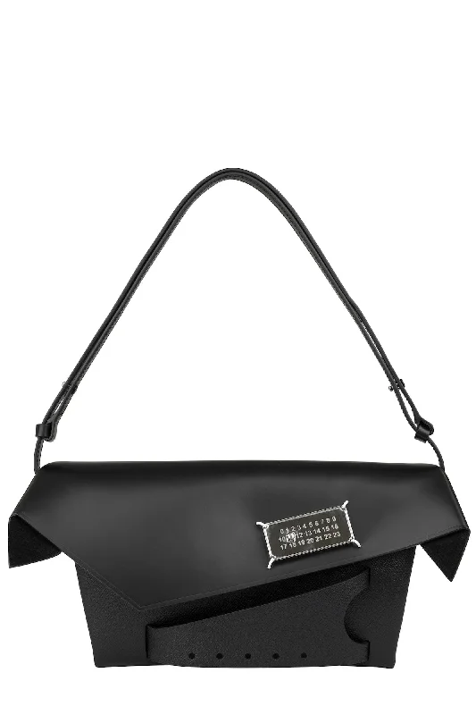 Cozy Layers Maison Margiela Snatched Classique Medium in Black